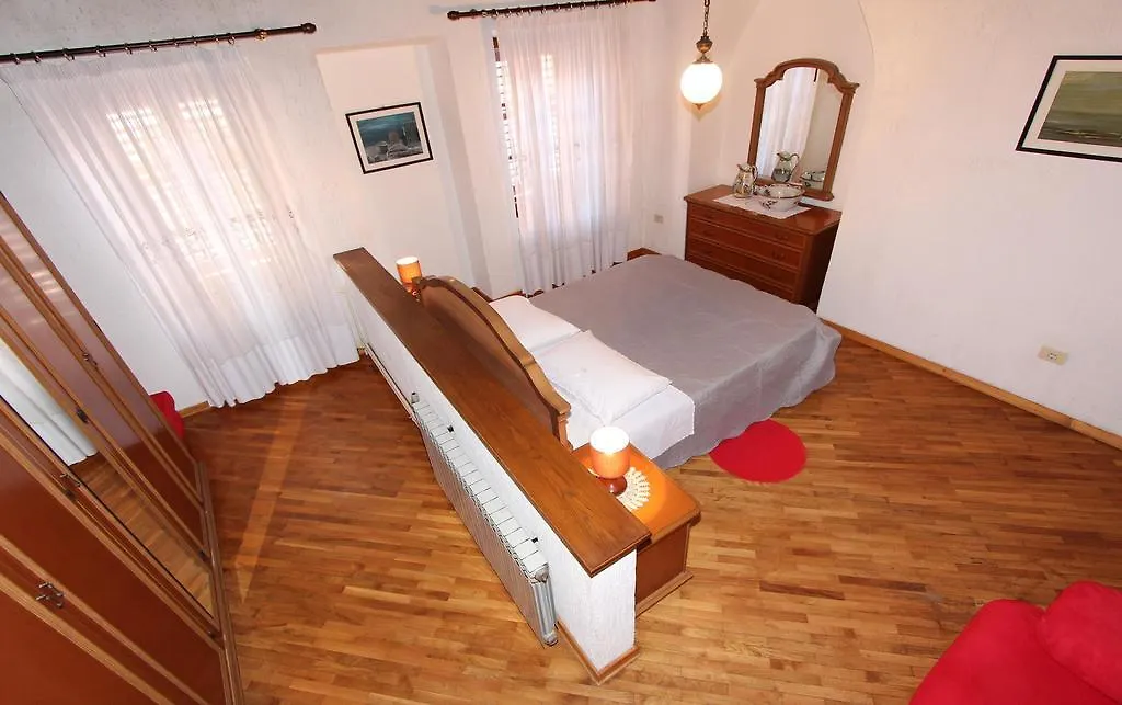 Apartments Ive Rovinj 0*,