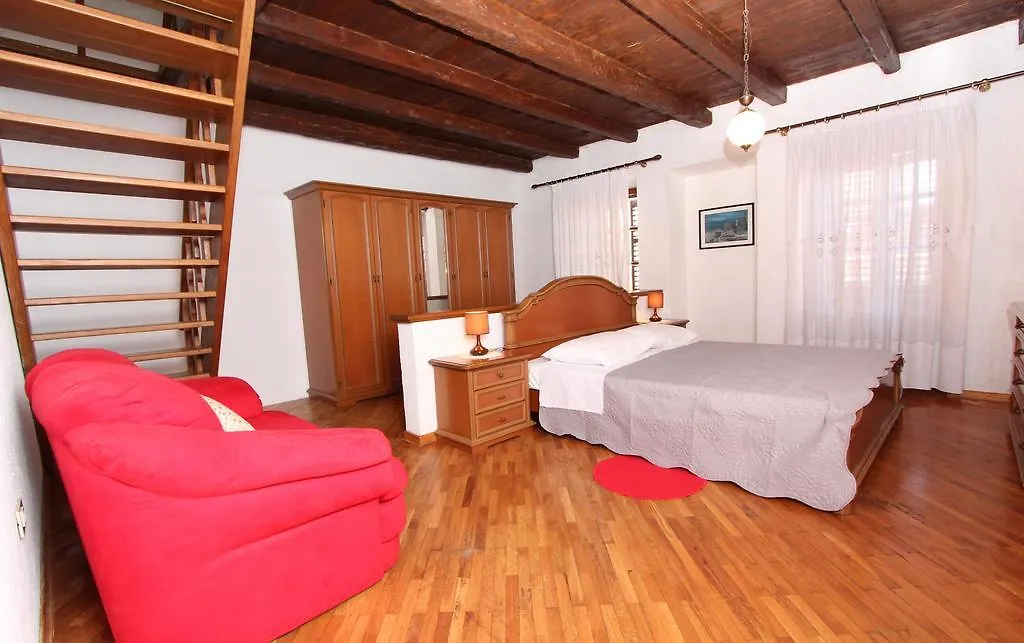 Apartments Ive Rovinj 0*,